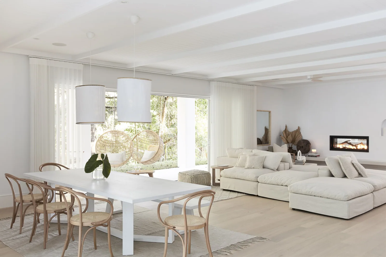 How to Design an Entertainers Delight Home