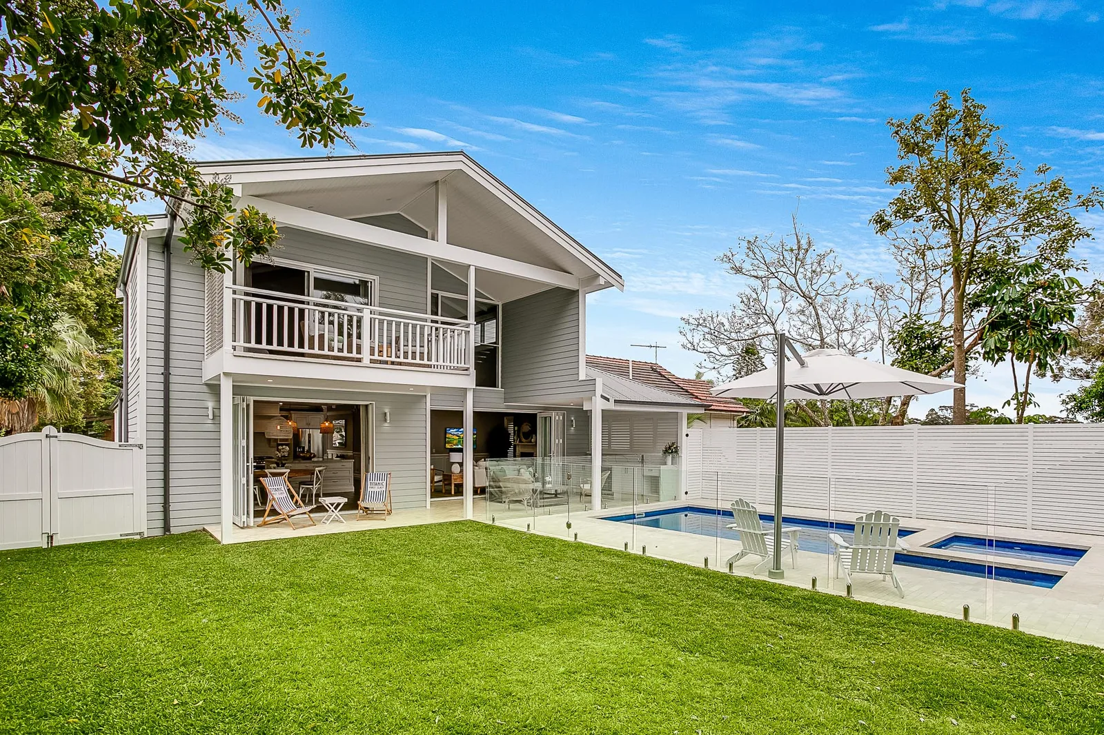 Hamptons Exterior