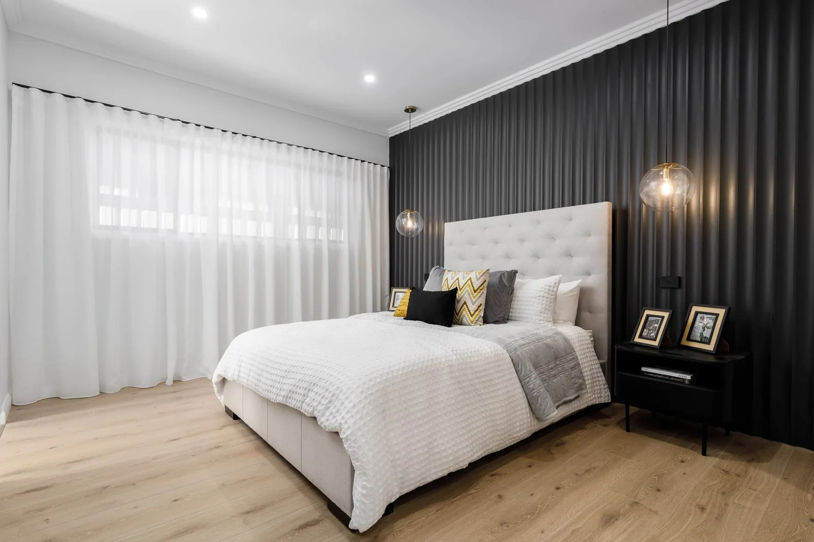Luxe Display Home with Cavetto Wall Feature