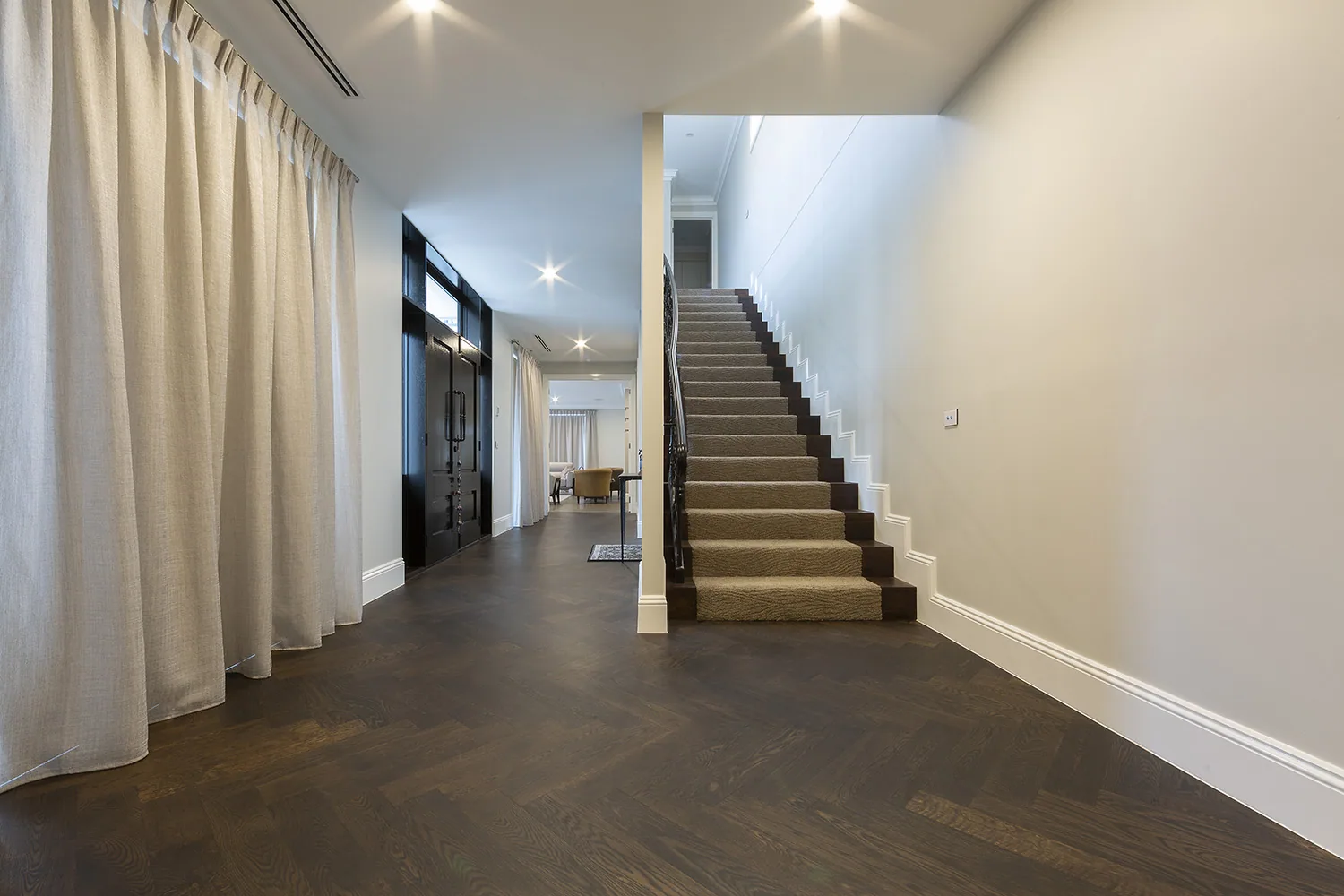 Lavish Regency Residence