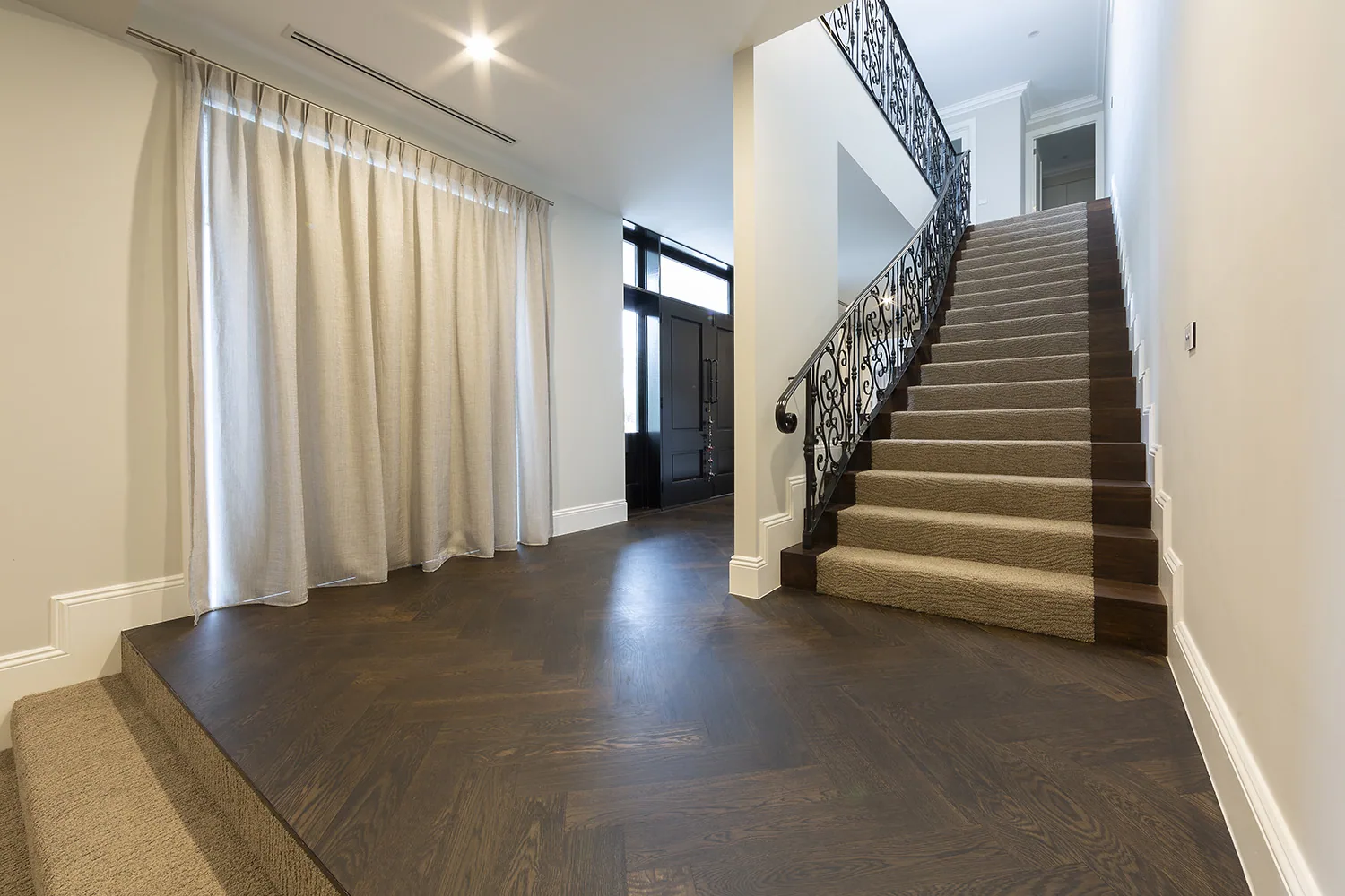 Lavish Regency Residence