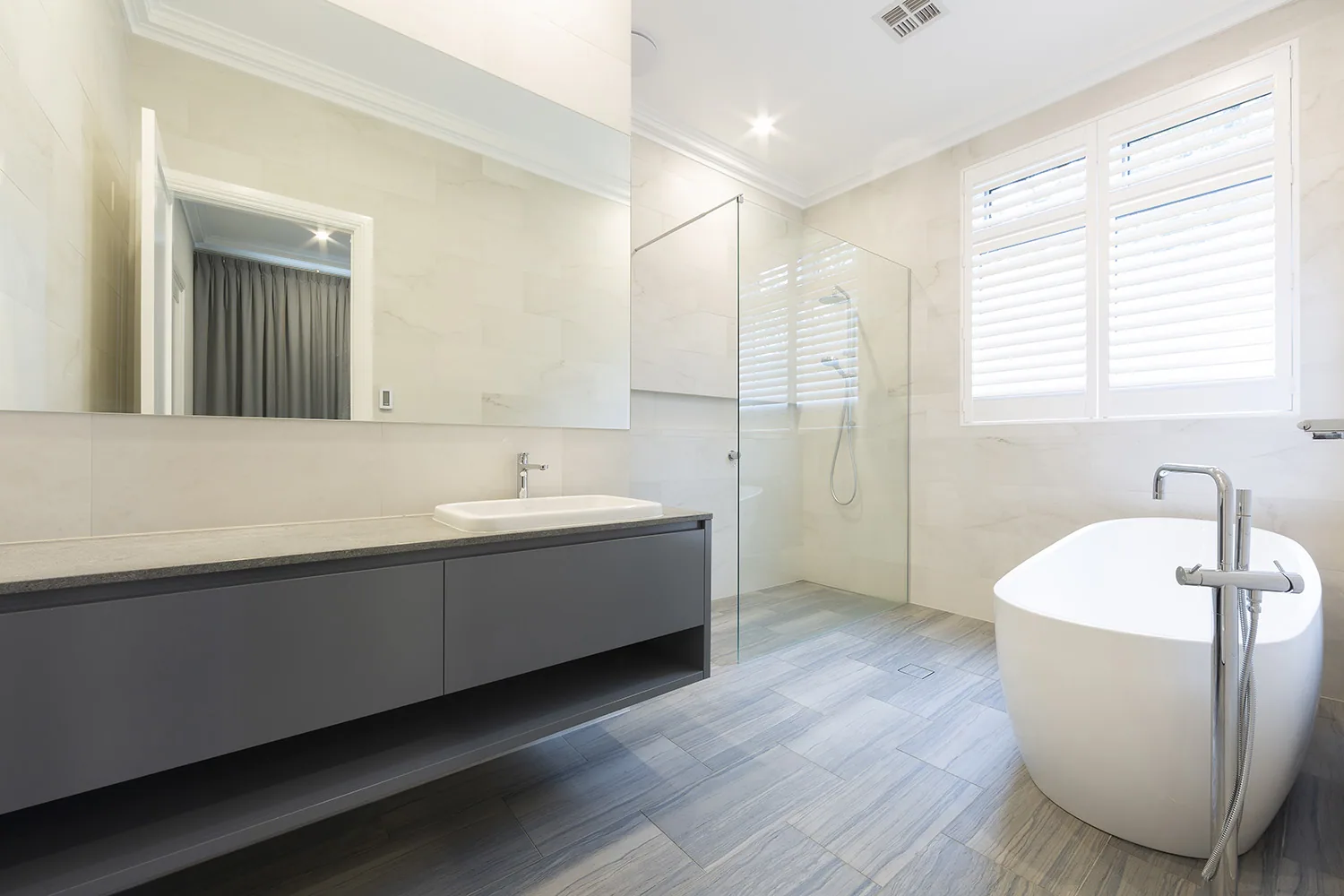 Lavish Regency Residence