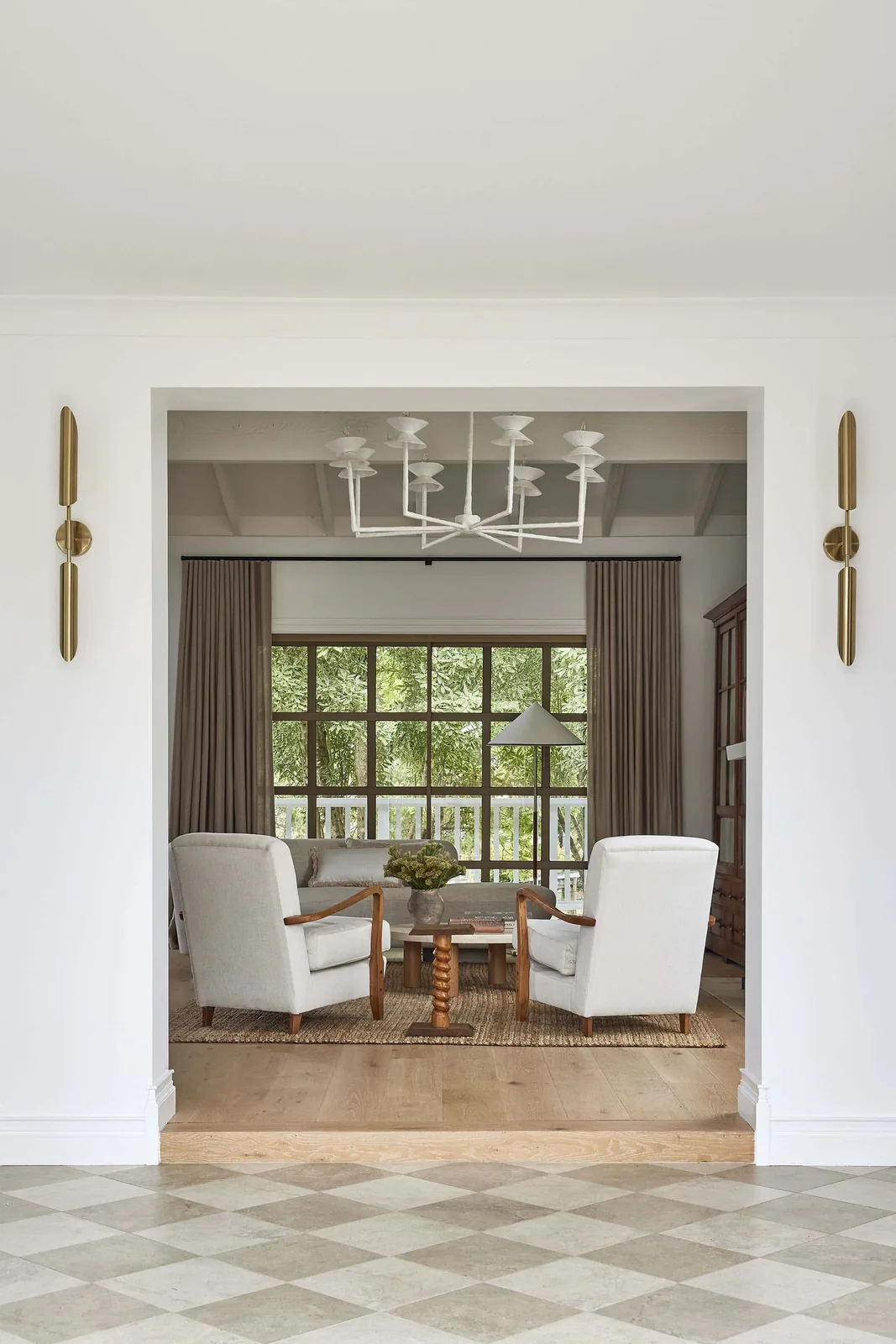 A Modern Farmhouse with a Country Soul