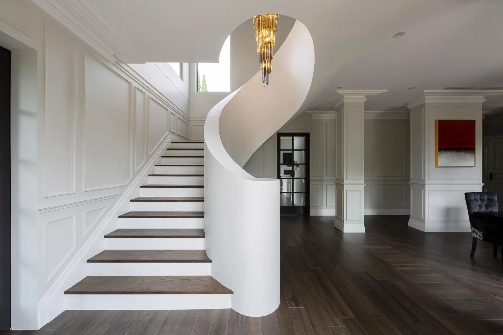 Elegant Mouldings