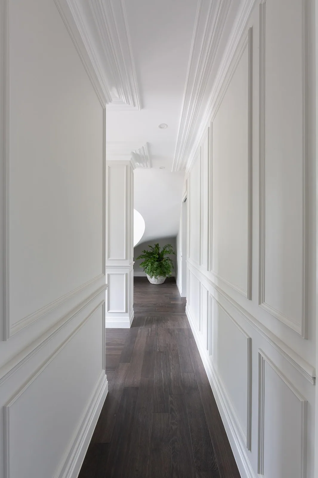 Elegant Mouldings