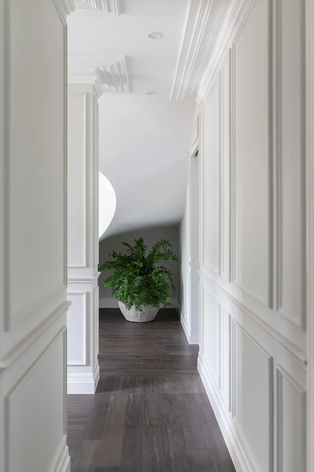 Elegant Mouldings