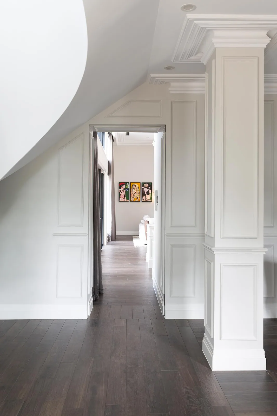 Elegant Mouldings