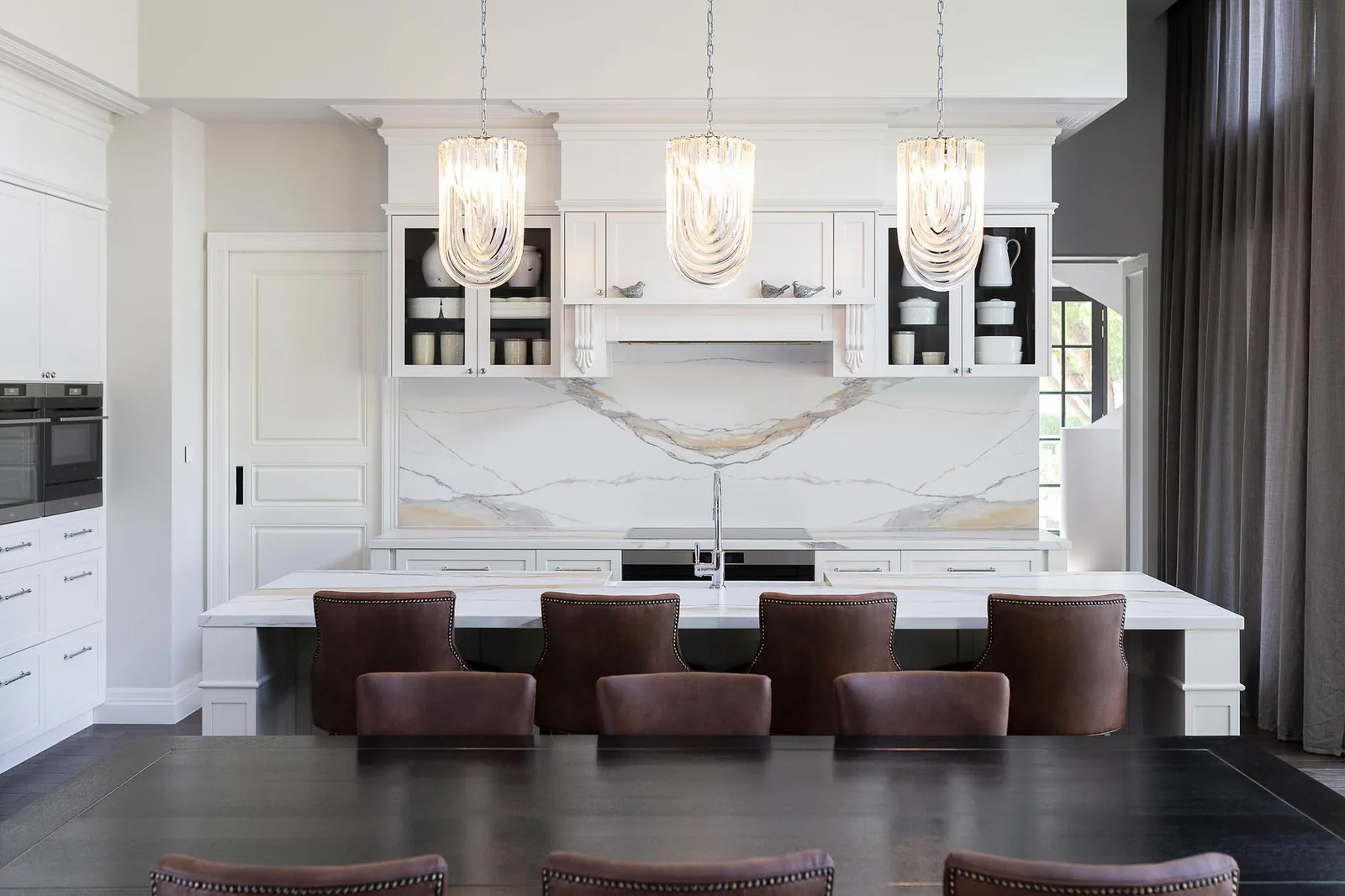 Elegant Mouldings