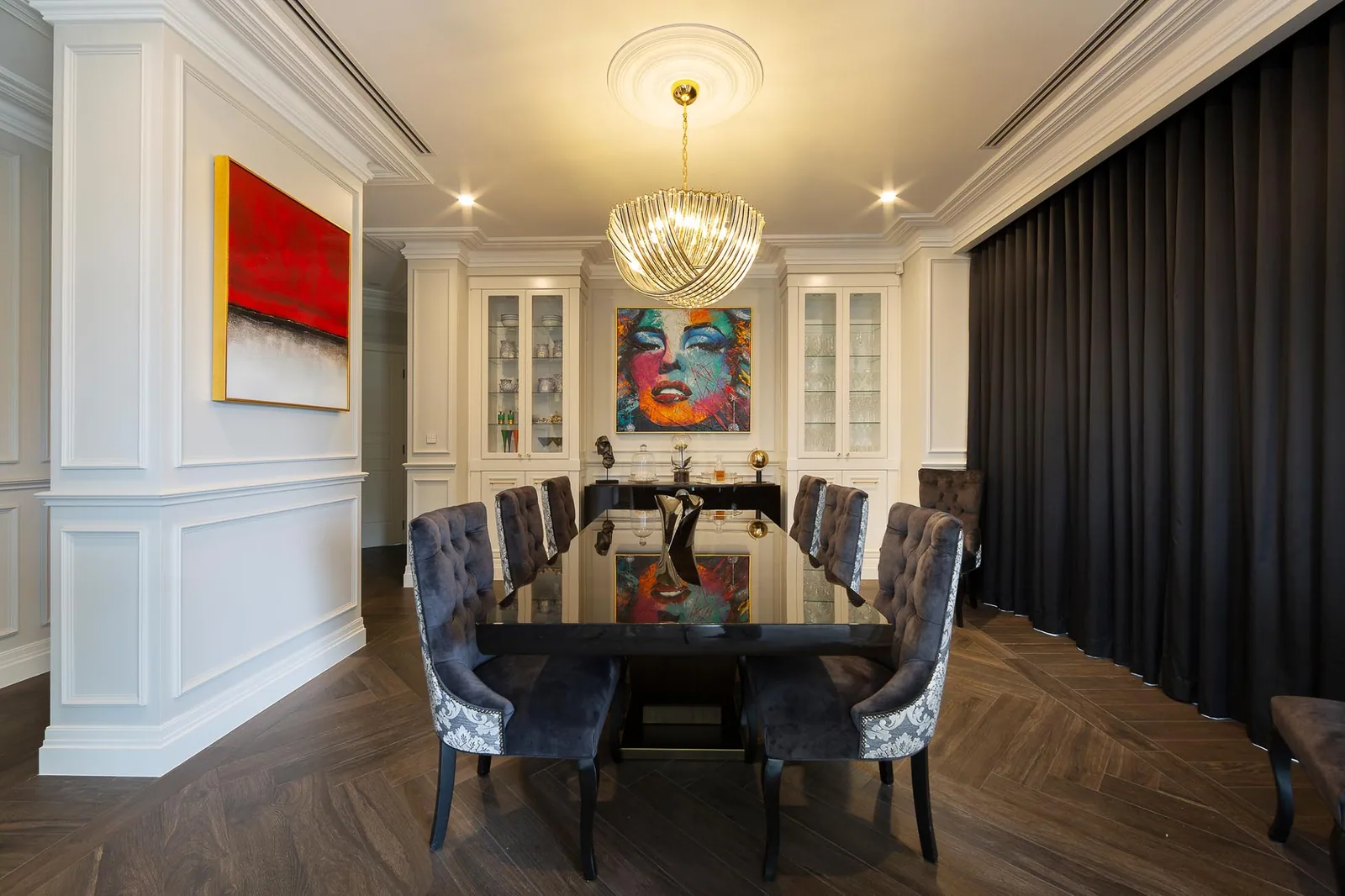 Elegant Mouldings