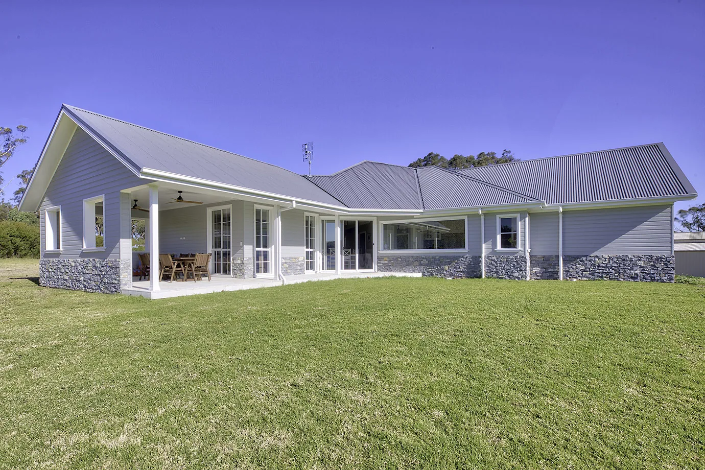 Thirlmere Hamptons Estate