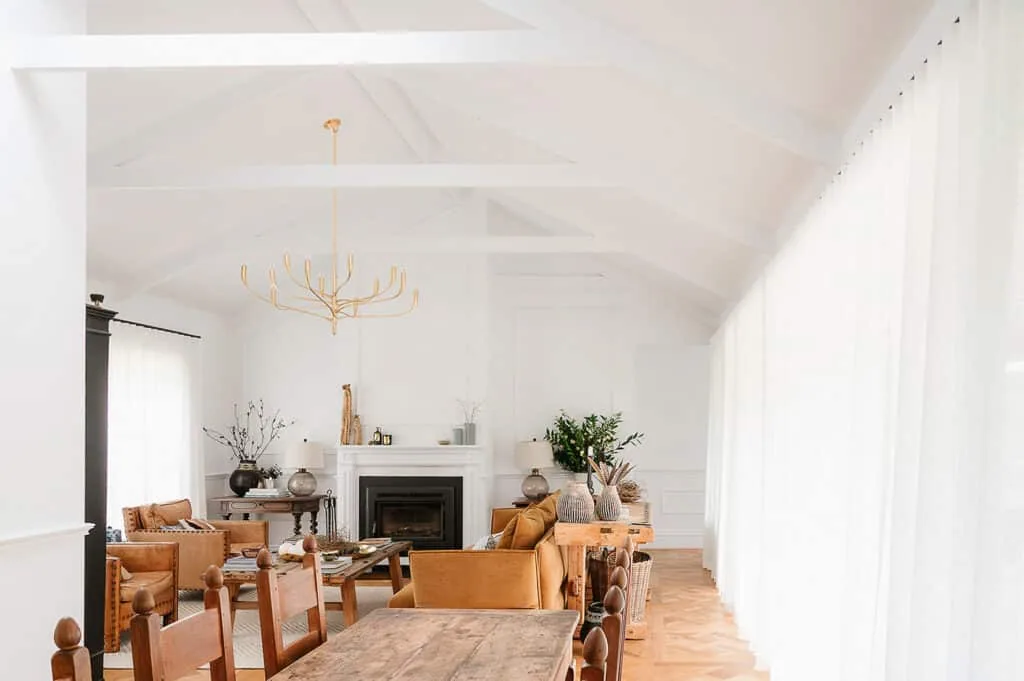 Country Farmhouse decorative mouldings and inlays