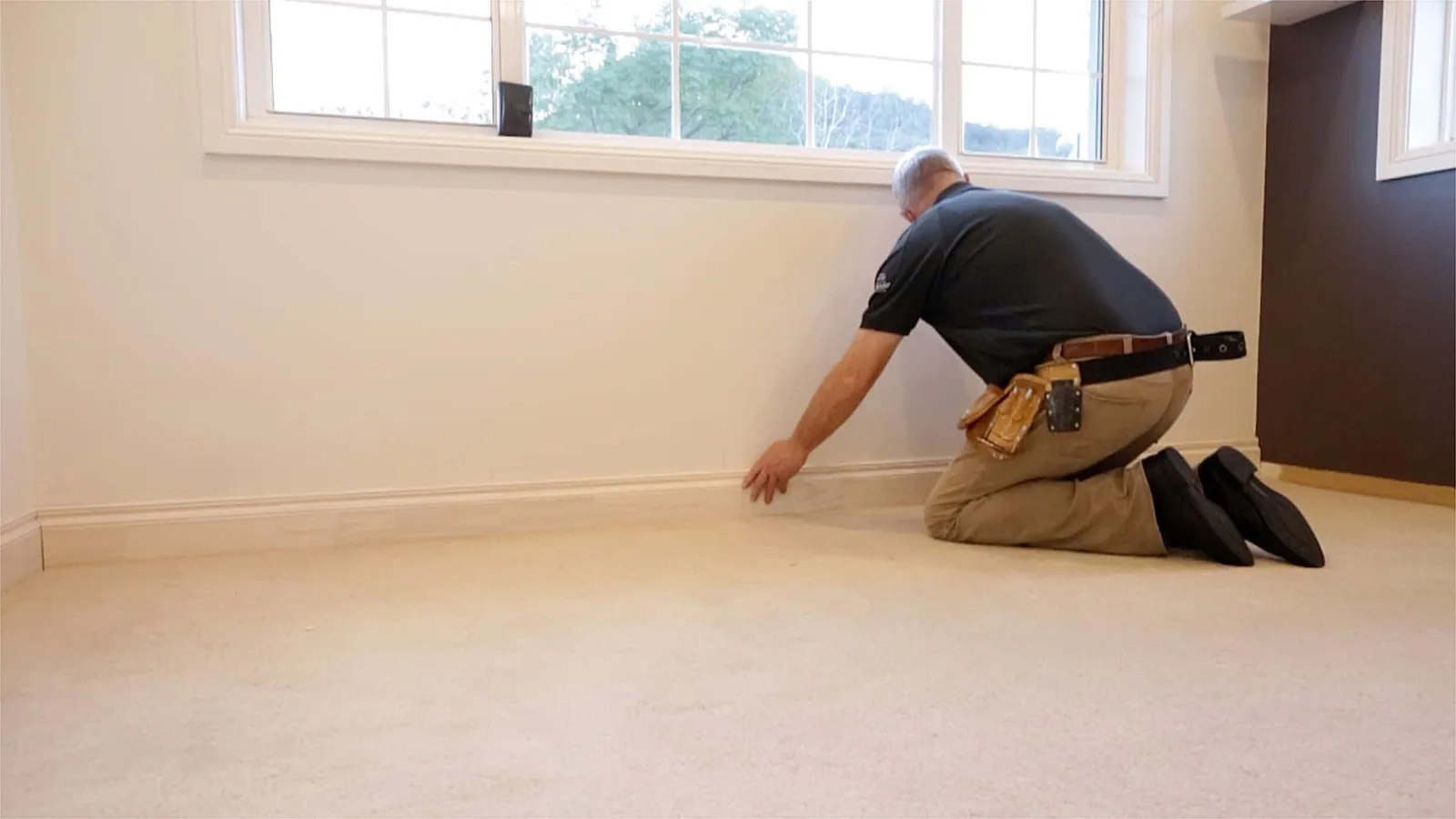 How to Install Skirting