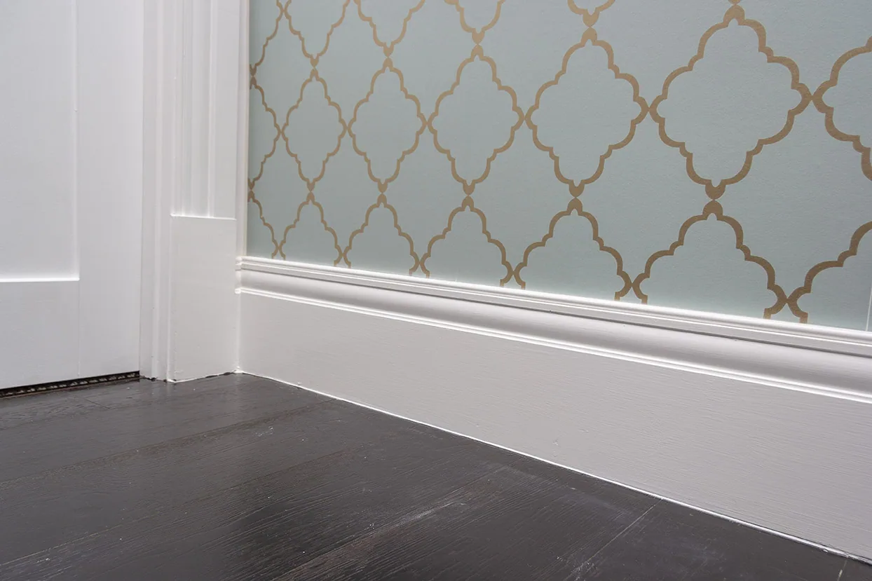 Sleek Hamptons Influence