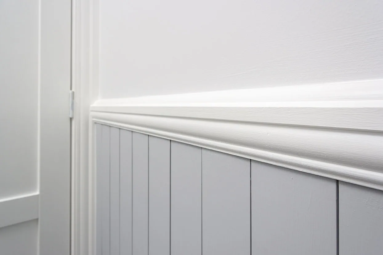 Sleek Hamptons Influence