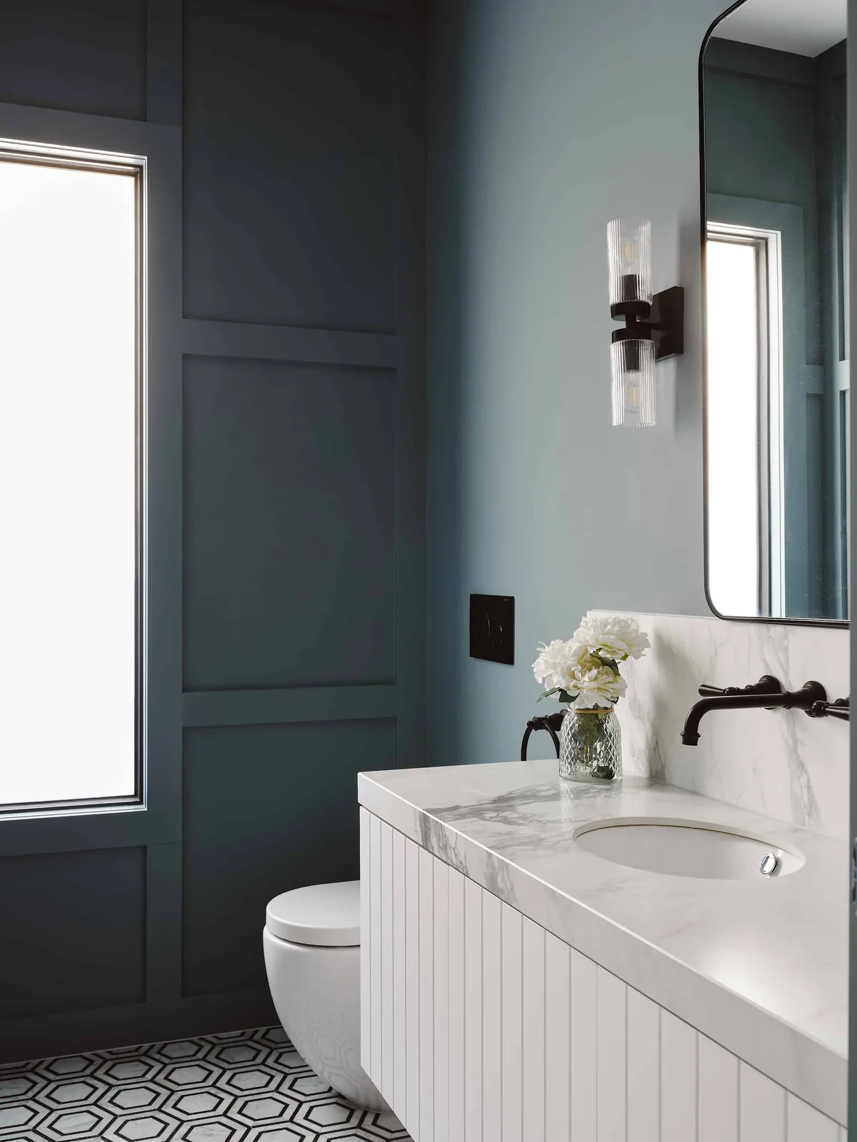 Traditional Hamptons with a Modern Twist