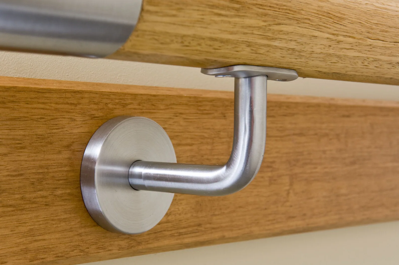 Intrim® HB02CS Stainless Steel Handrail Brackets
