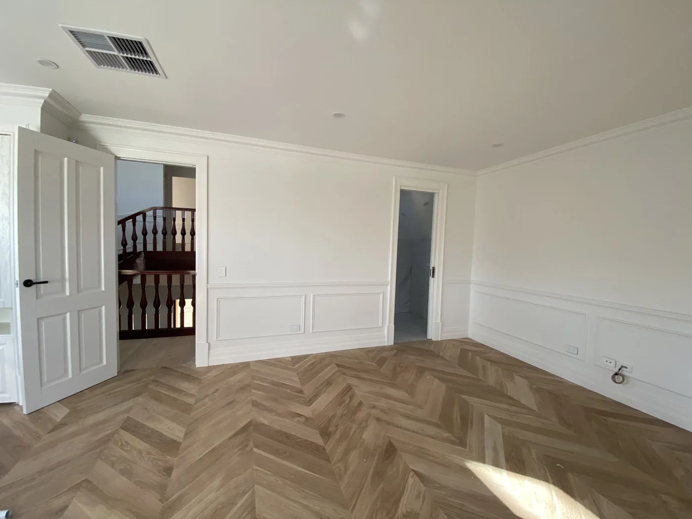 Wall Panelling & Curves