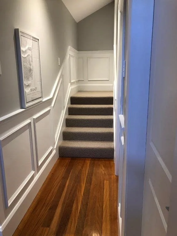 Mediterranean Inspired Wainscoting