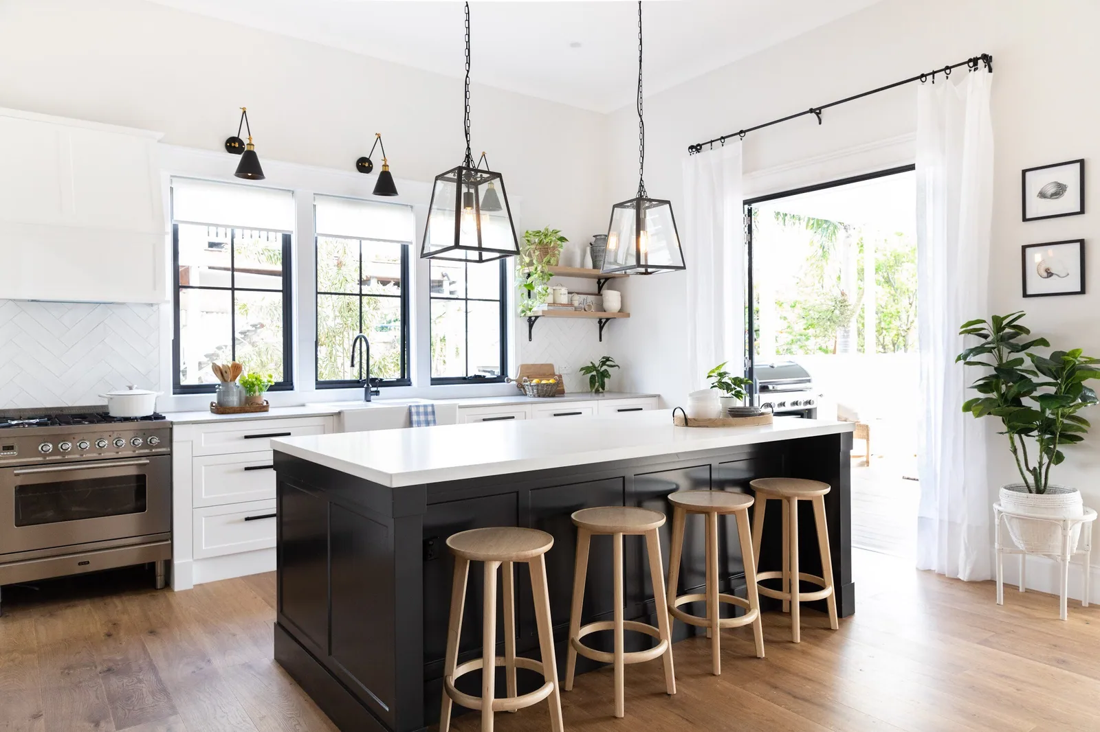 The Ultimate Guide to Modern Hamptons Design