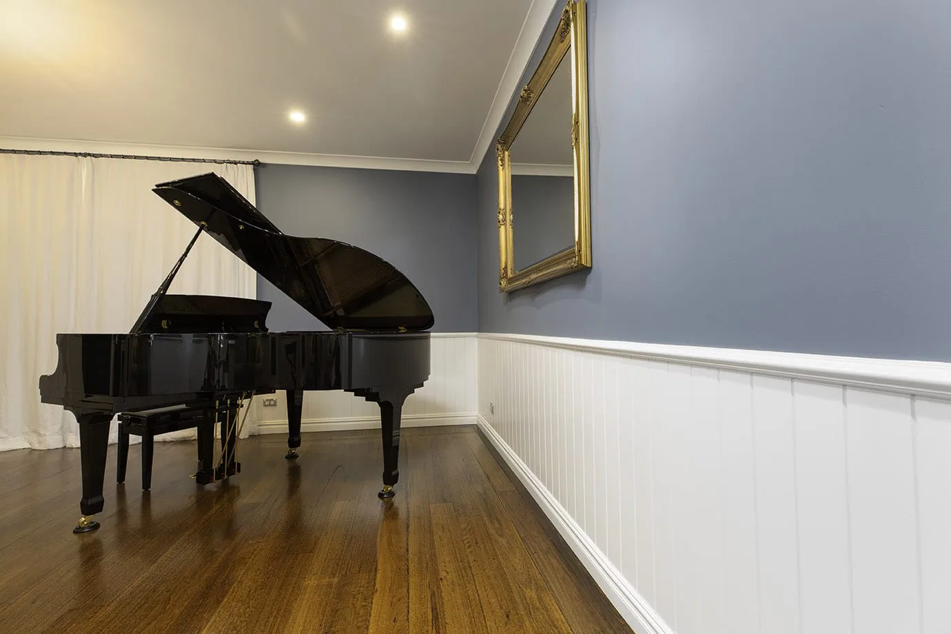 Country Beadboard Wainscoting