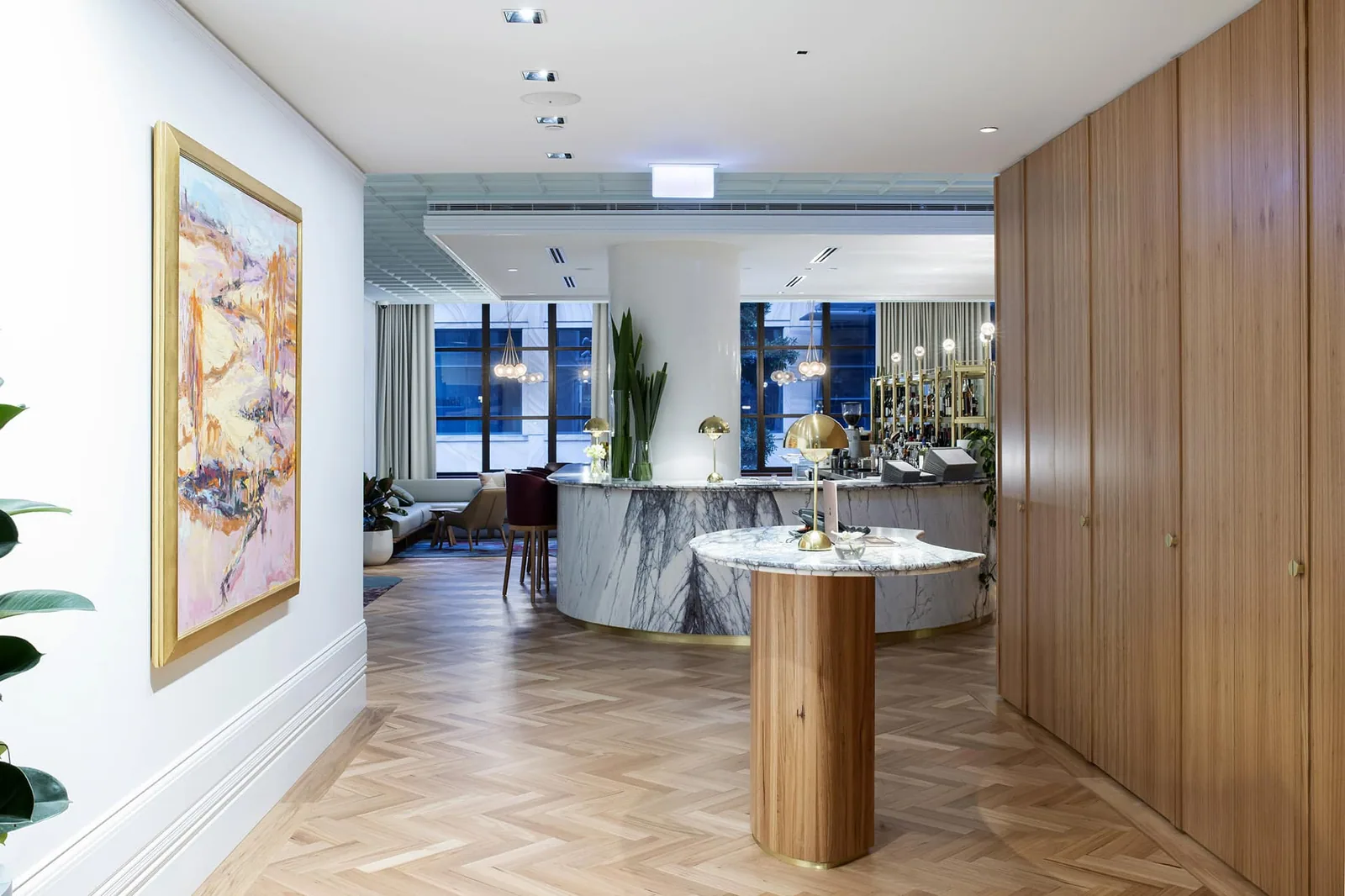 Intrim Mouldings in Tattersalls Club