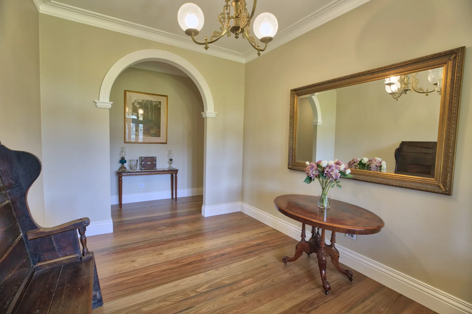 Colonial Country Styling