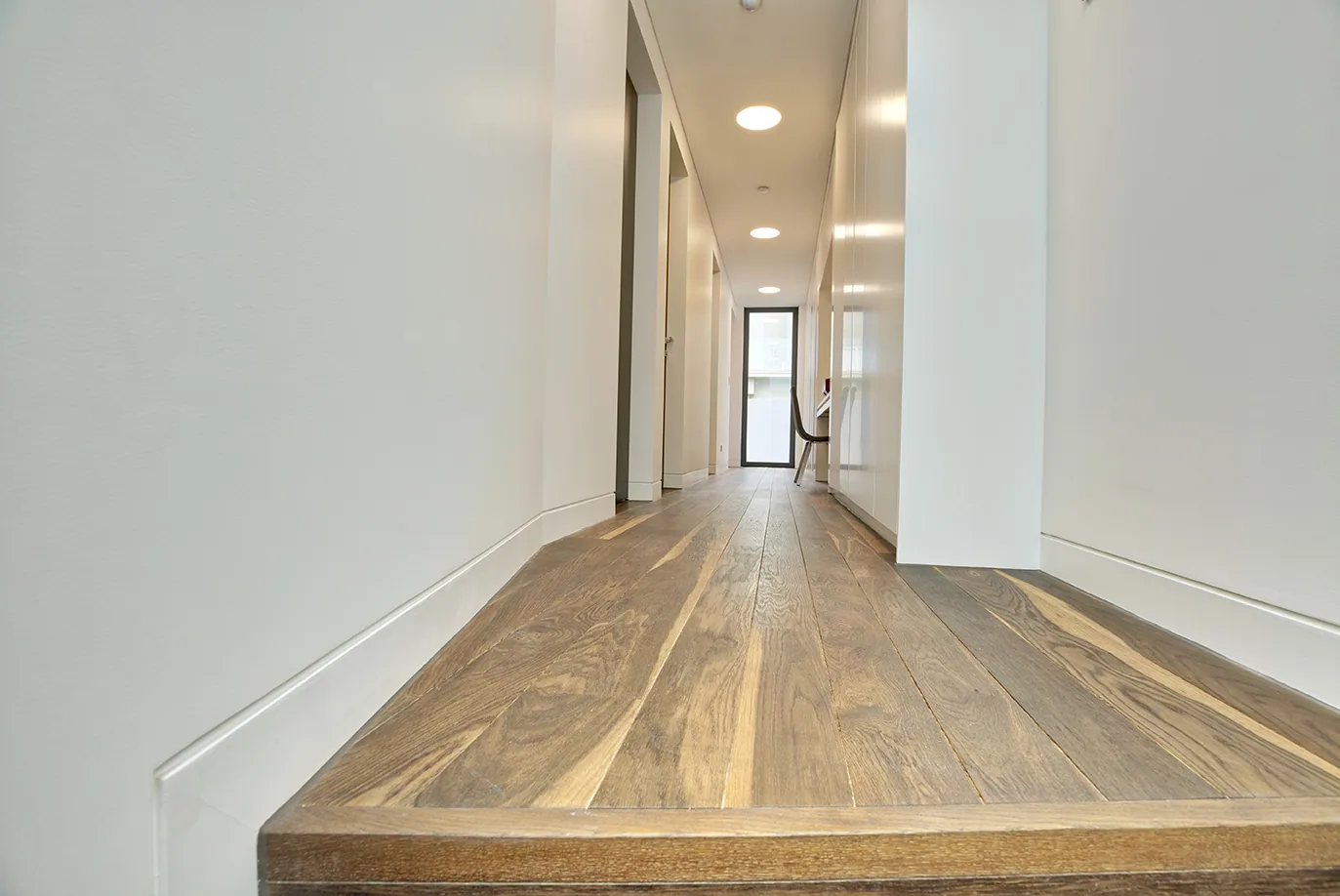 Get the Modern Look with Shadowline Skirting