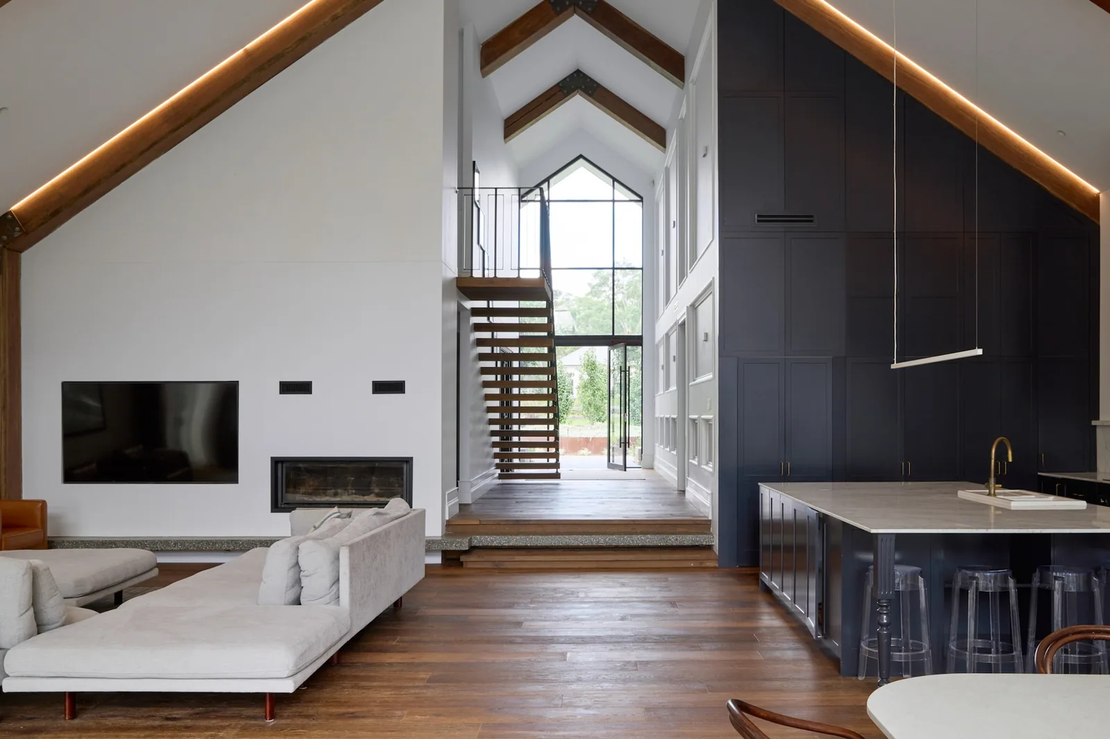 Luxury Farmhouse Retreat