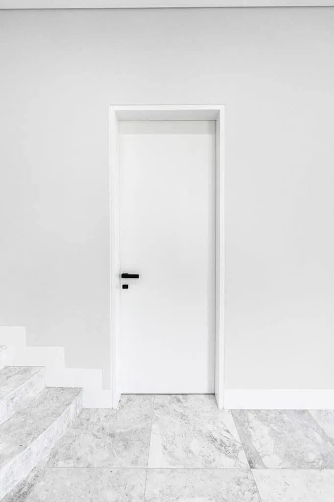 Shadowline Skirting Board
