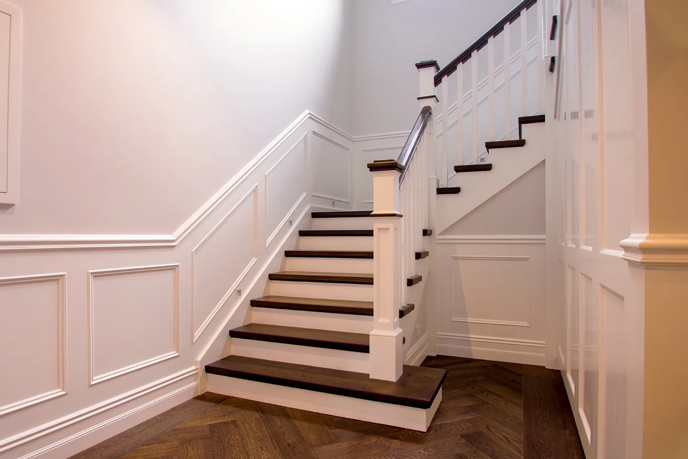 Modern Colonial Revival