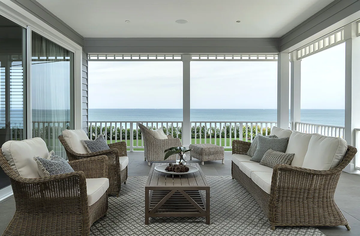 Hamptons West Coast